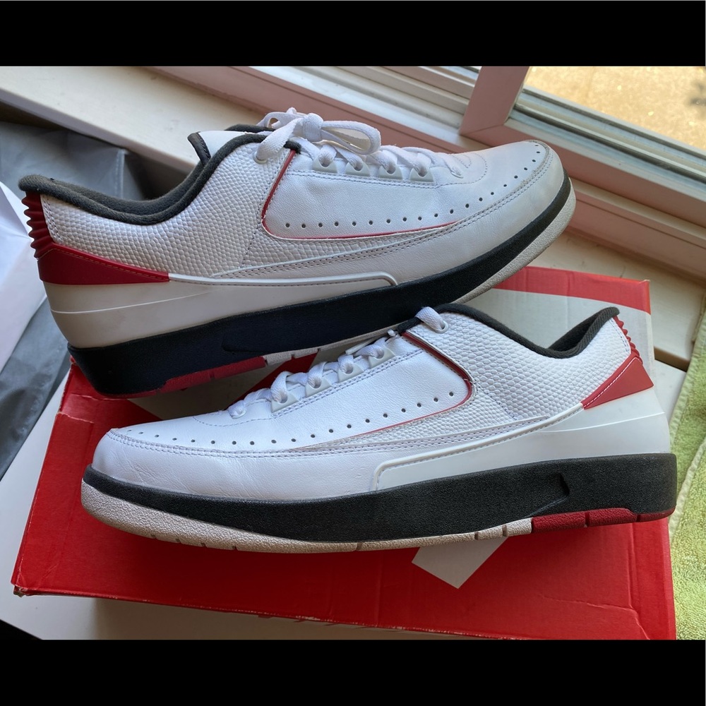 AIR JORDAN 2 RETRO LOW CHICAGO SIZE 12 VNDS 2016